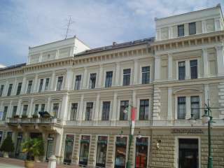 Szeged, Klauzál tér 03.jpg Szeged, Klauzál tér 03.jpg